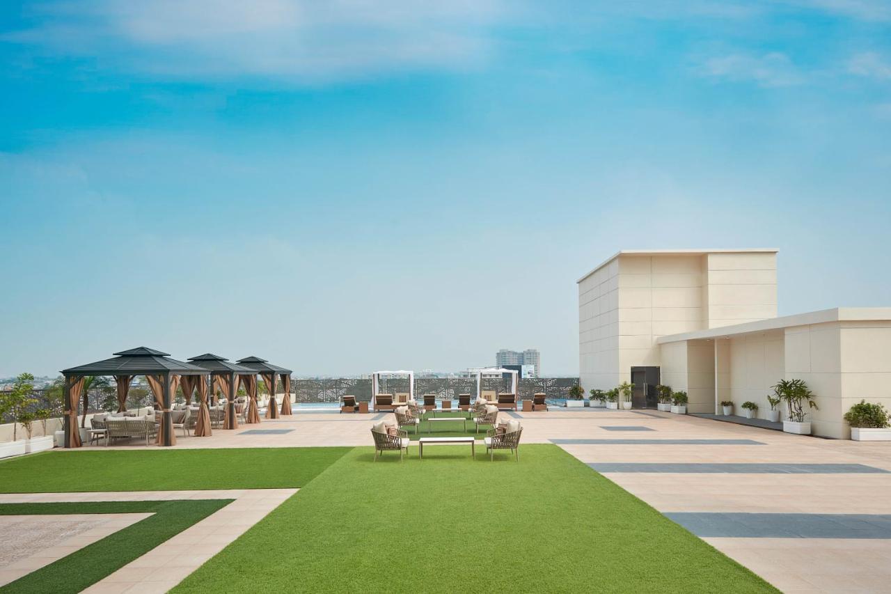 Doubletree By Hilton Varanasi Exterior photo